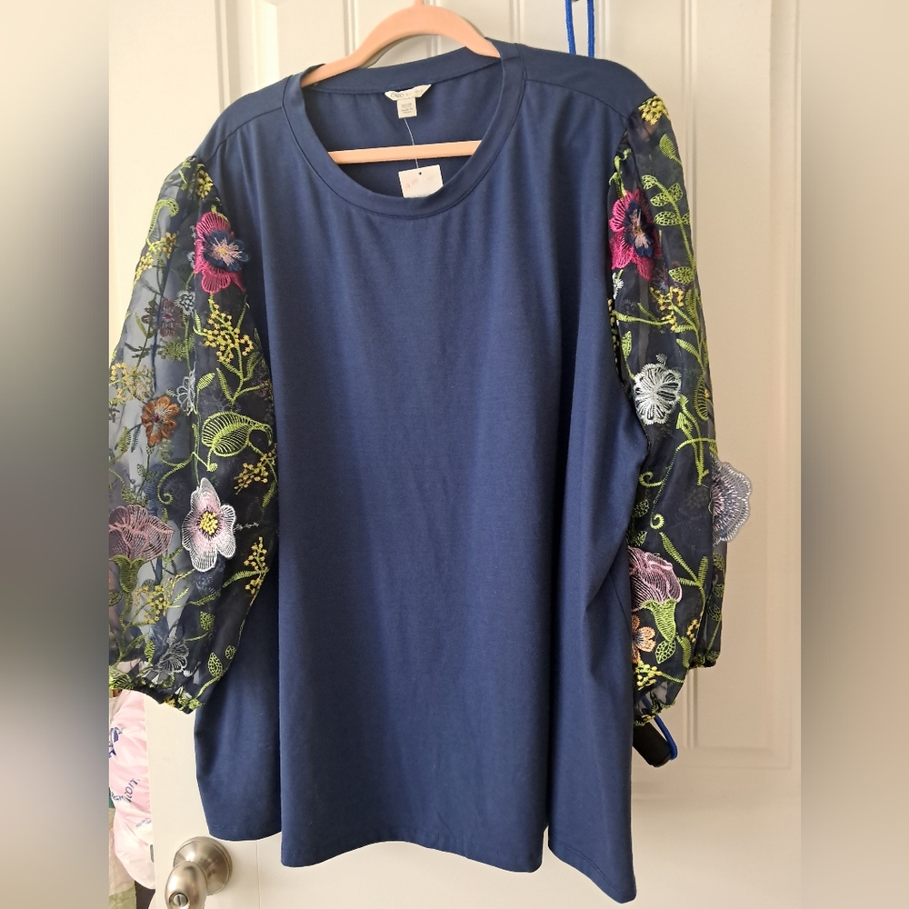 Embroidered Sleeve Navy Top NWT Cato